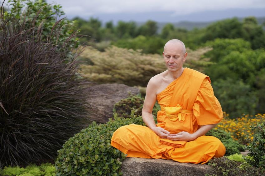 Z życia buddyjskiego mnicha Cezariusza Platty: Czemu zostałem michem?
